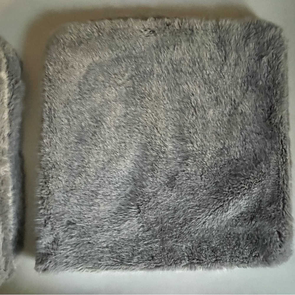 2 RH ULTRA FAUX FUR PILLOW COVERS Shams 22x22 - Picture 10 of 12